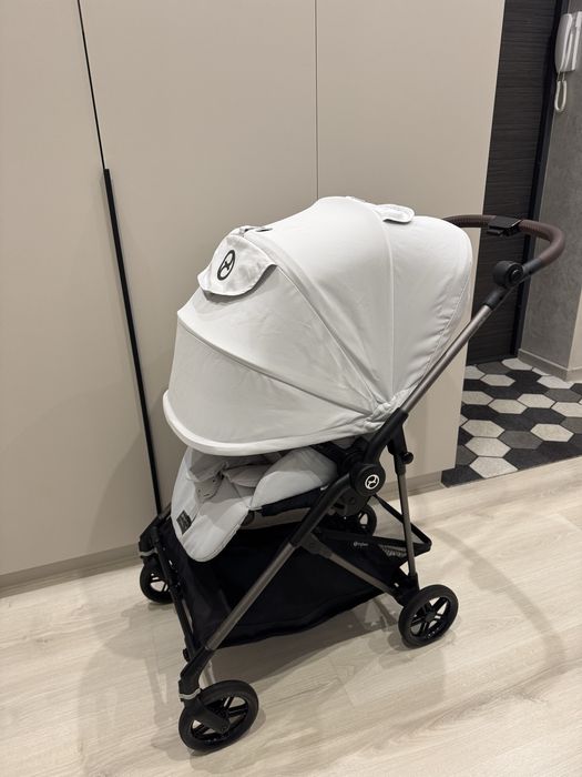 Прогулянкова коляска Cybex Melio Fog Grey