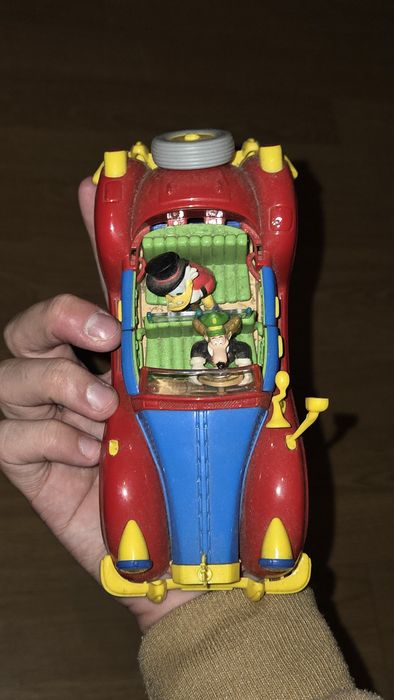 Carro do Tio Patinhas Burago