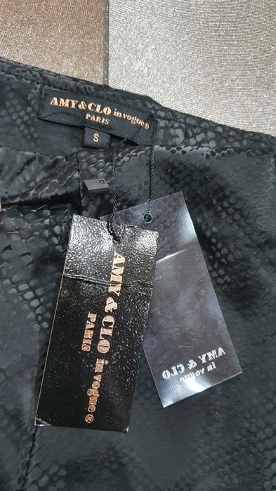 Świetne czarne legginsy spodnie wężowe połysk S M premium