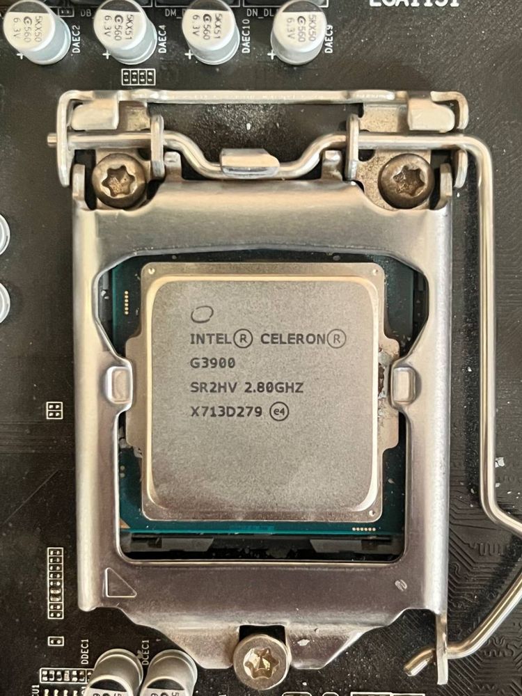 Gigabyte H100, 8gb DDR4, Celeron G3900 сучасний комплект