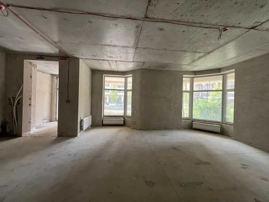 Оренда! Прохідна фасадна частина! 1 поверх. 70 кв.м ЖК Софія Резиденс