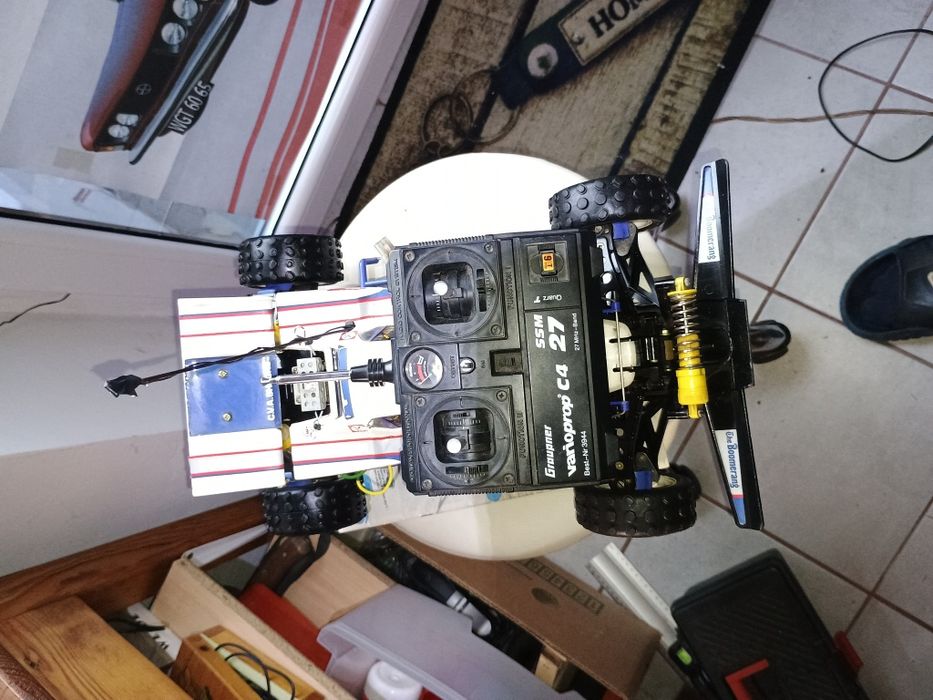 Zdalnie sterowany tamiya rc boomerang z lat 80