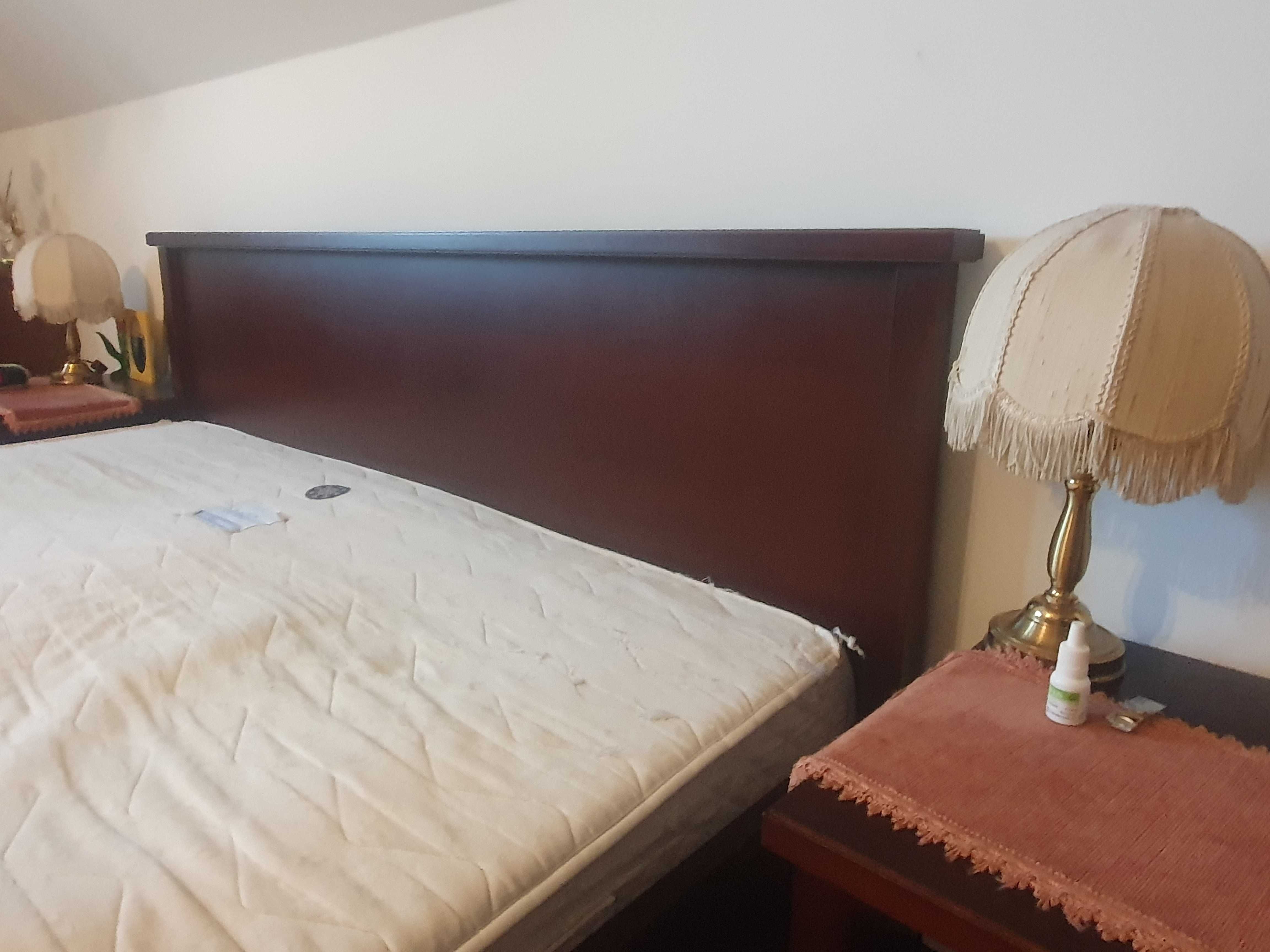 Łóżko drewniane 160 x 200