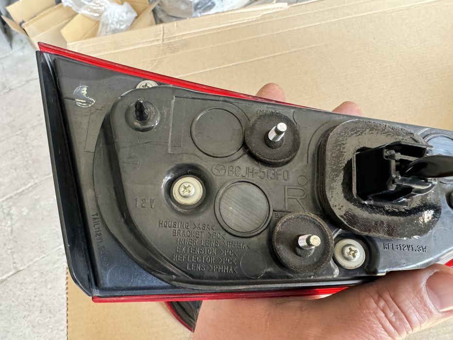 Фонари Mazda 3BP 2019+