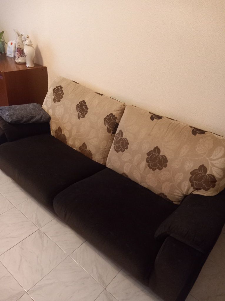 Sofá de 2/3 lugares