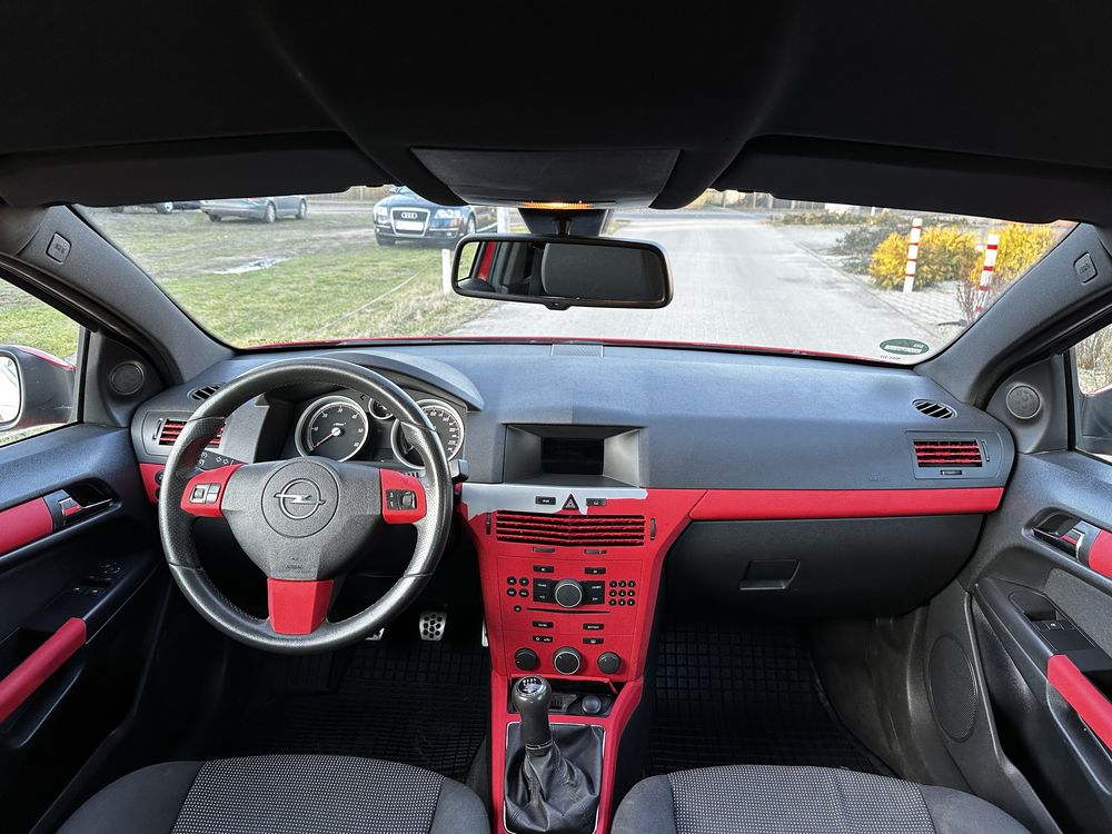 Opel Astra GTC 1,9 D