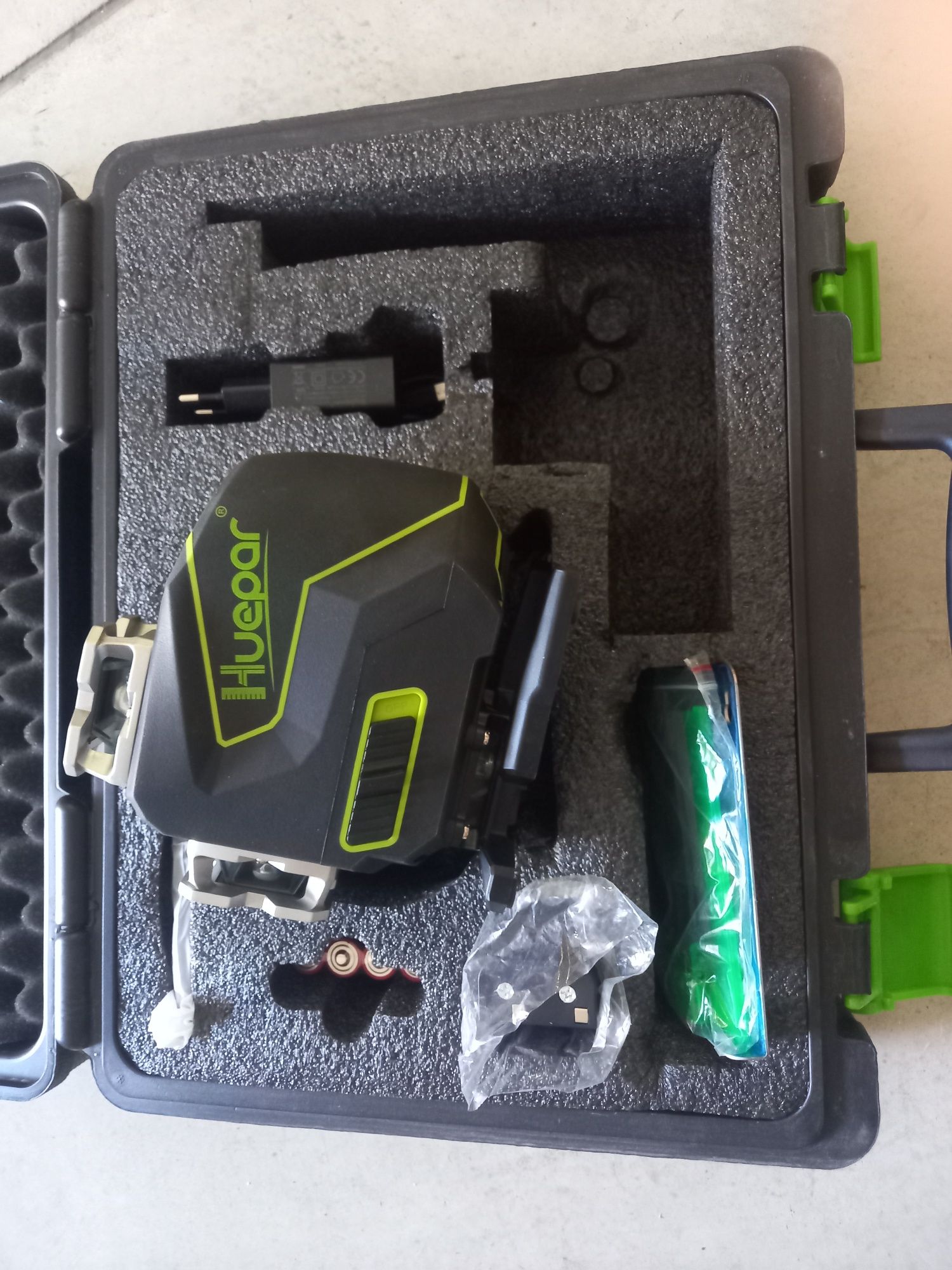 Nível laser huepar