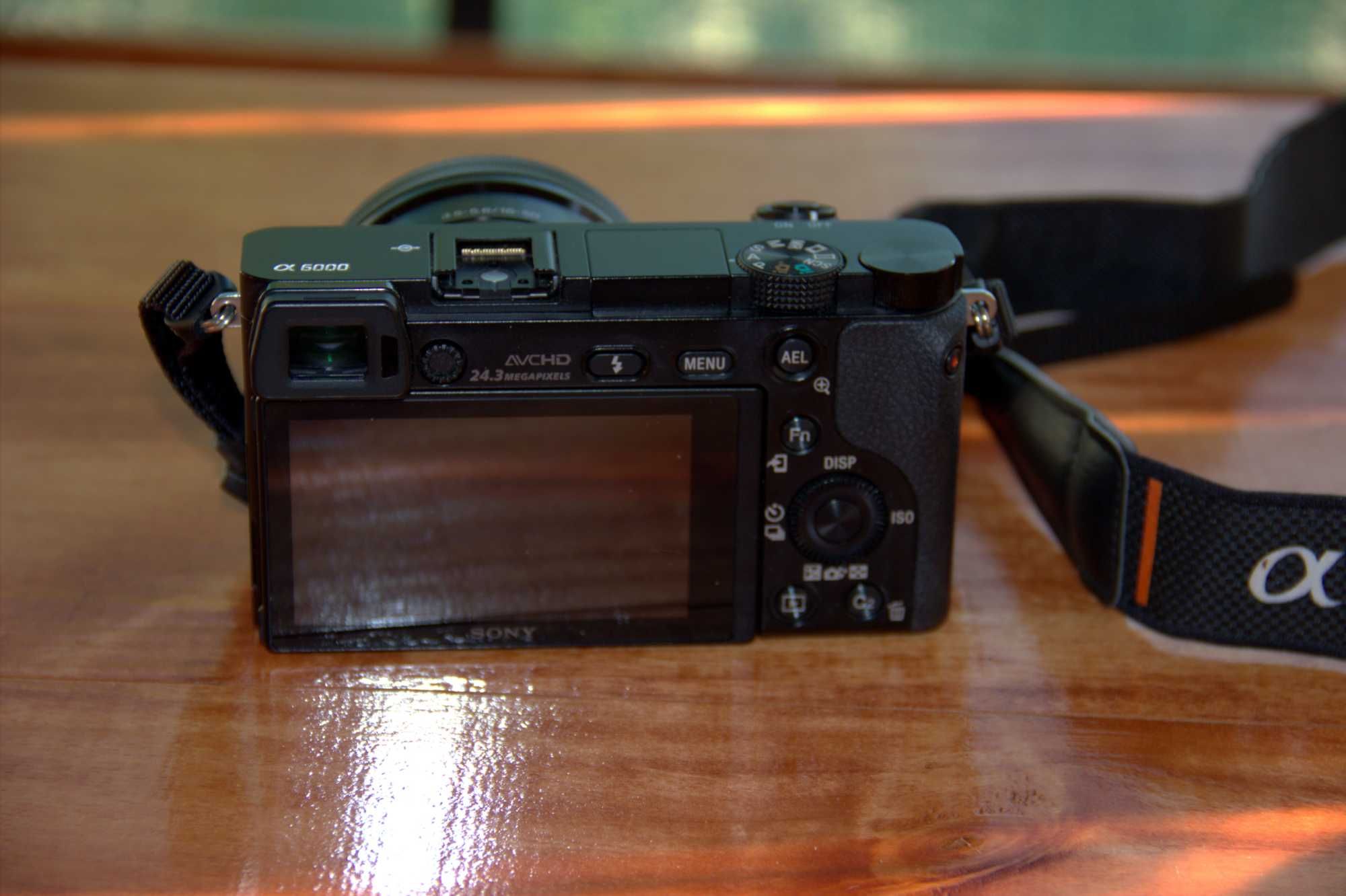 Фотоапарат Sony Alpha 6000
