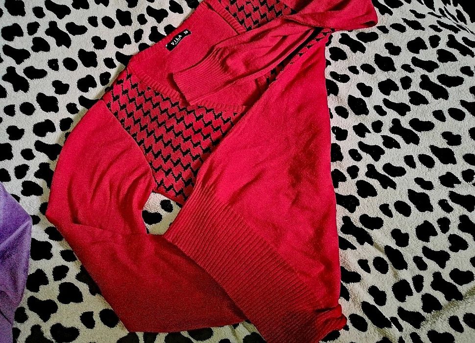 Sweter sweterek rozpinany na guziki Vila , xs