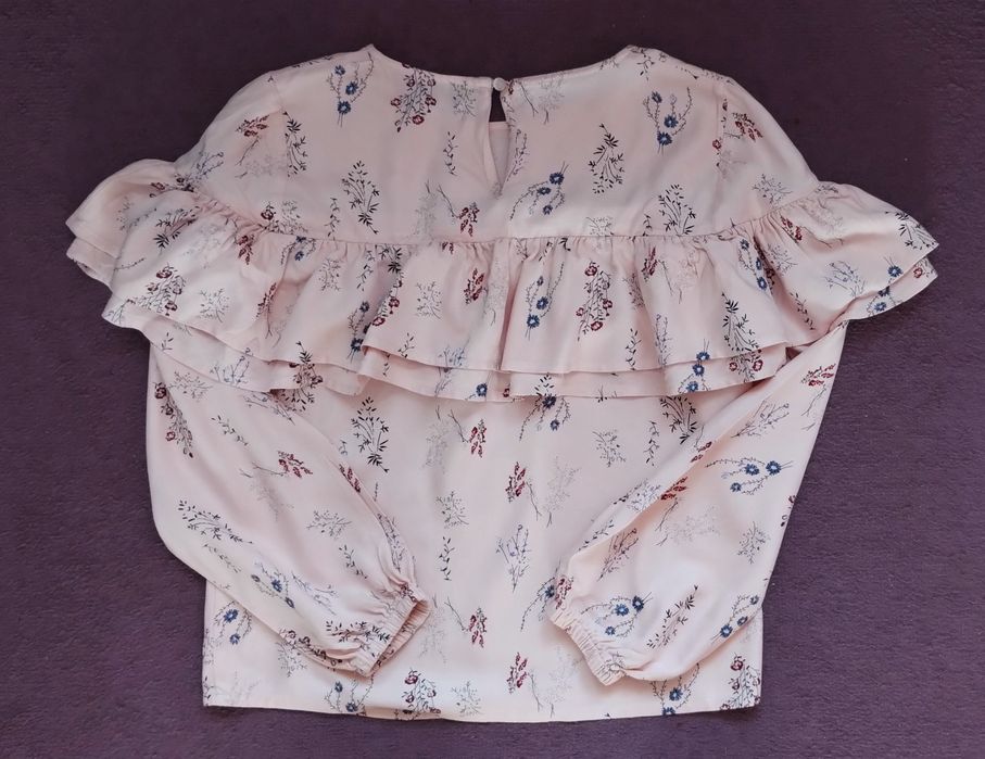 Elegancka bluzka w kwiaty RESERVED roz. 146