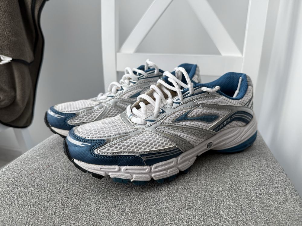 Brooks 40.5 25.5