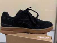 Замшеві кросівки Asics EX89