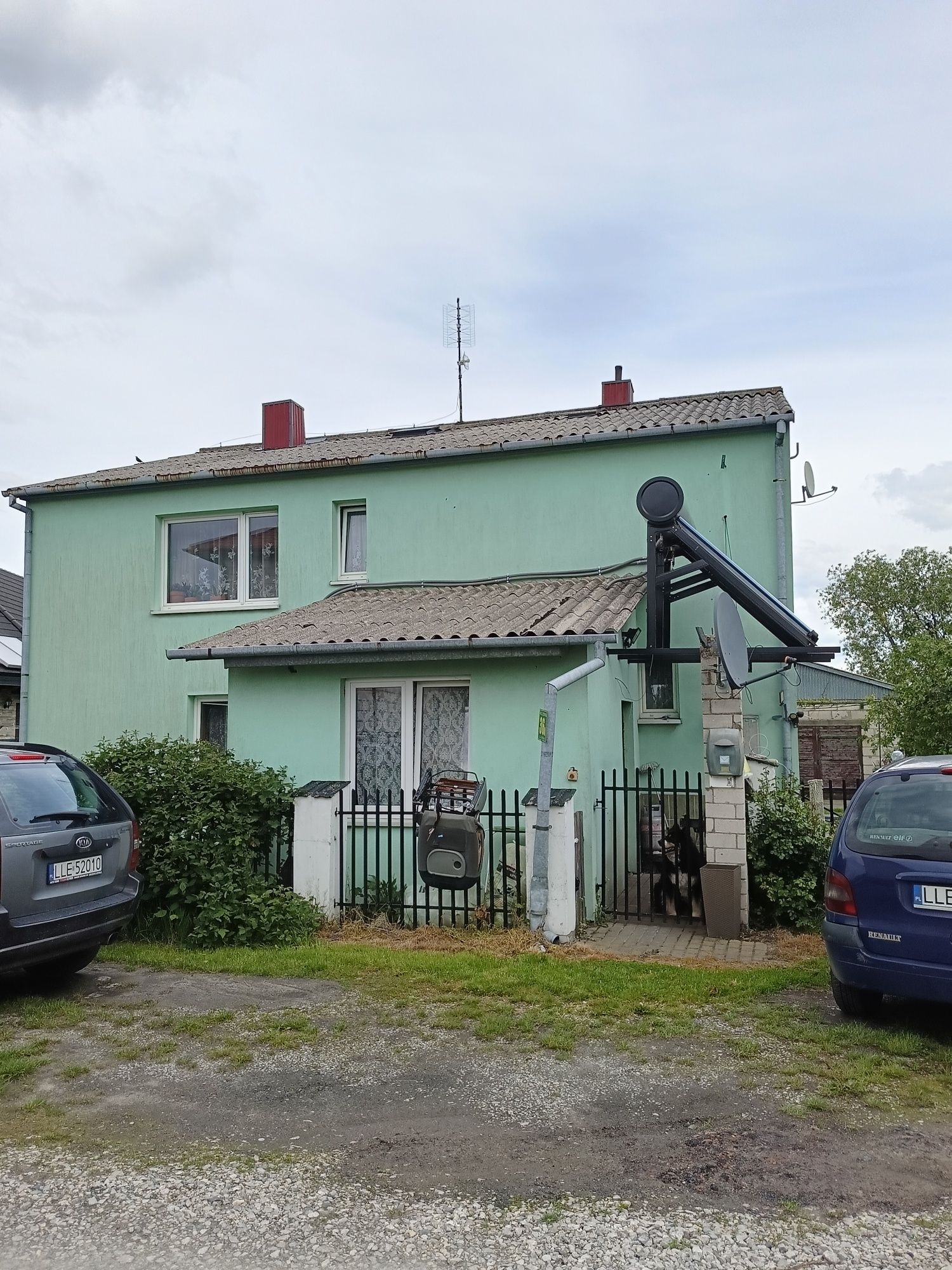 Sprzedam dom 160m2 + budynek gospodarczy 48m2