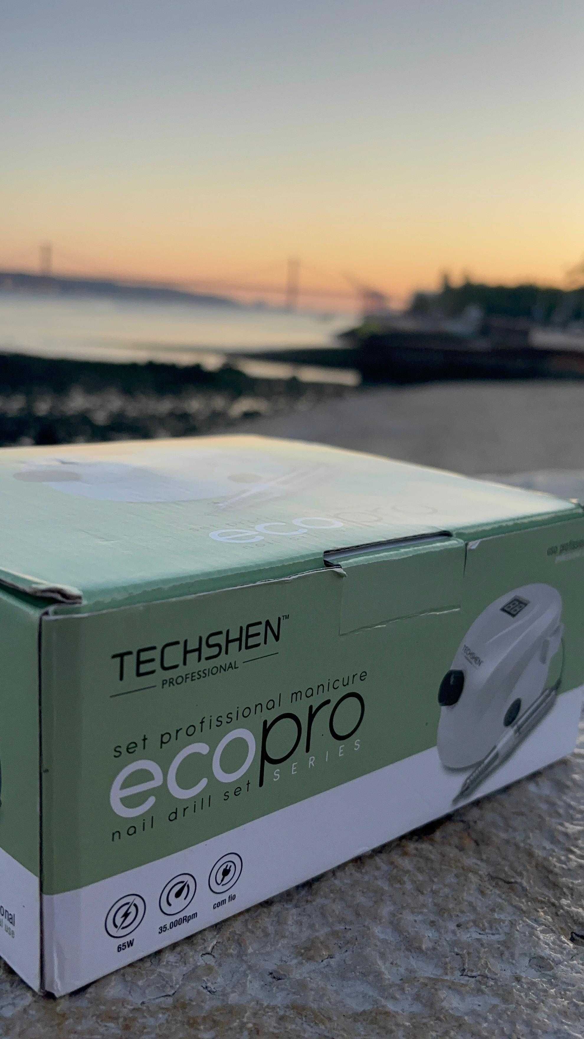 Unhas de Salão em Casa com o EcoPro