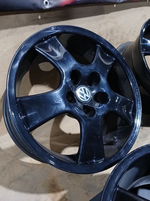 Goauto Terminal диски Ronal VW 5/112 r17 et35 8j dia73,1-57,1 чорні