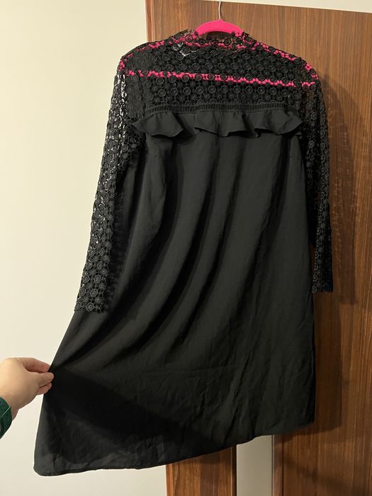 Mała czarna idealna na święta 40/42