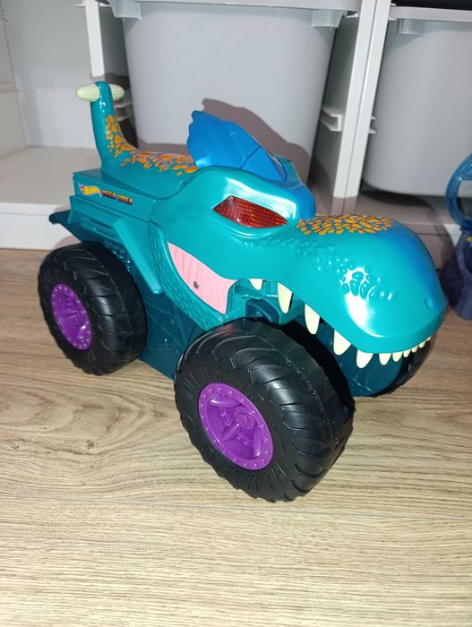 Hot Wheels Monster Truck Mega Wrex