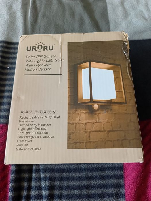 Lampa solarna z aluminium w kolorze antracytowym