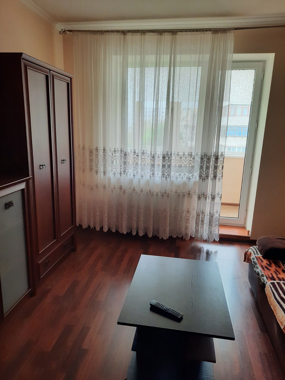 Сдам 2х к.кв Вильямса,ремонт, меб и техн.