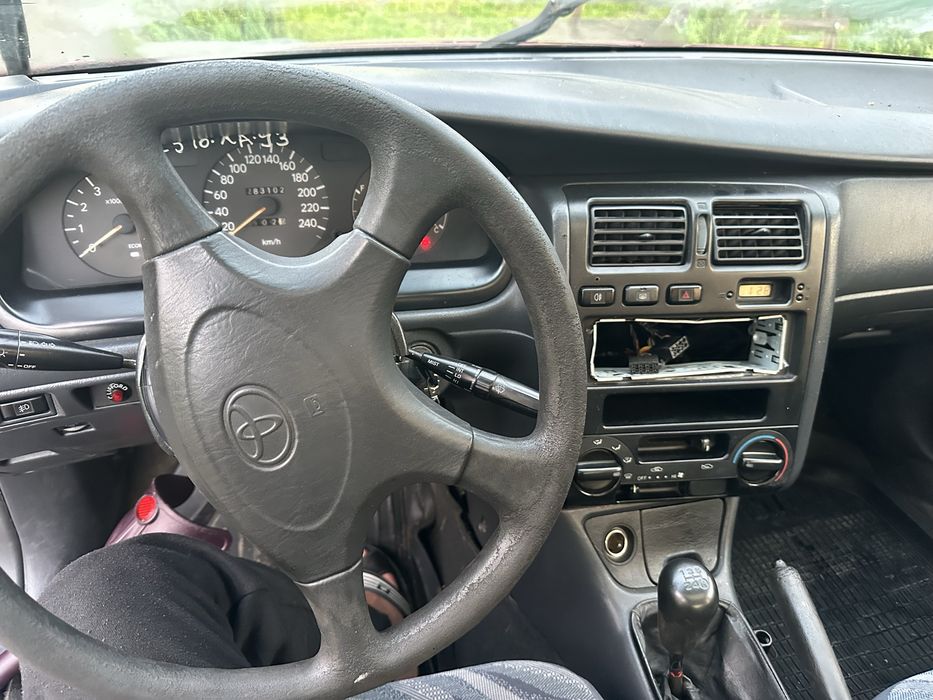 Розборка шрот запчастини Toyota Carina e карина е 2.0 каріна