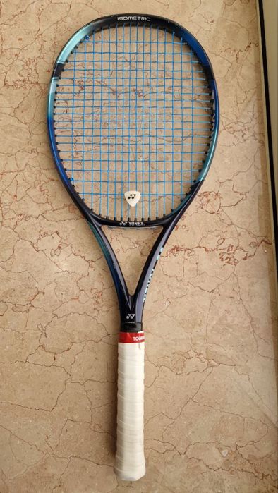 Yonex Ezone 98 тенісна ракетка