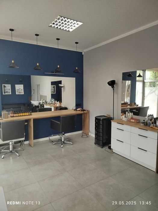 Odstąpię salon fryzjerski w Katowicach