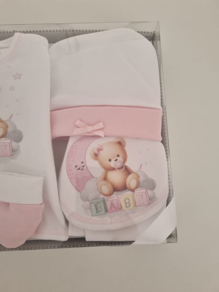 Conjunto de primeira roupa para bebe