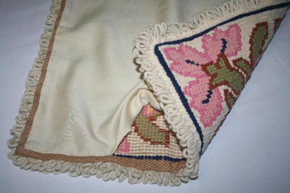 Almofada de lã bordada - Arraiolos