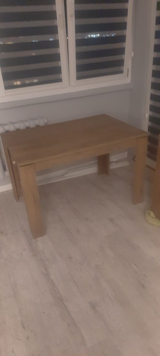 Stół jungen ,dab dziki
