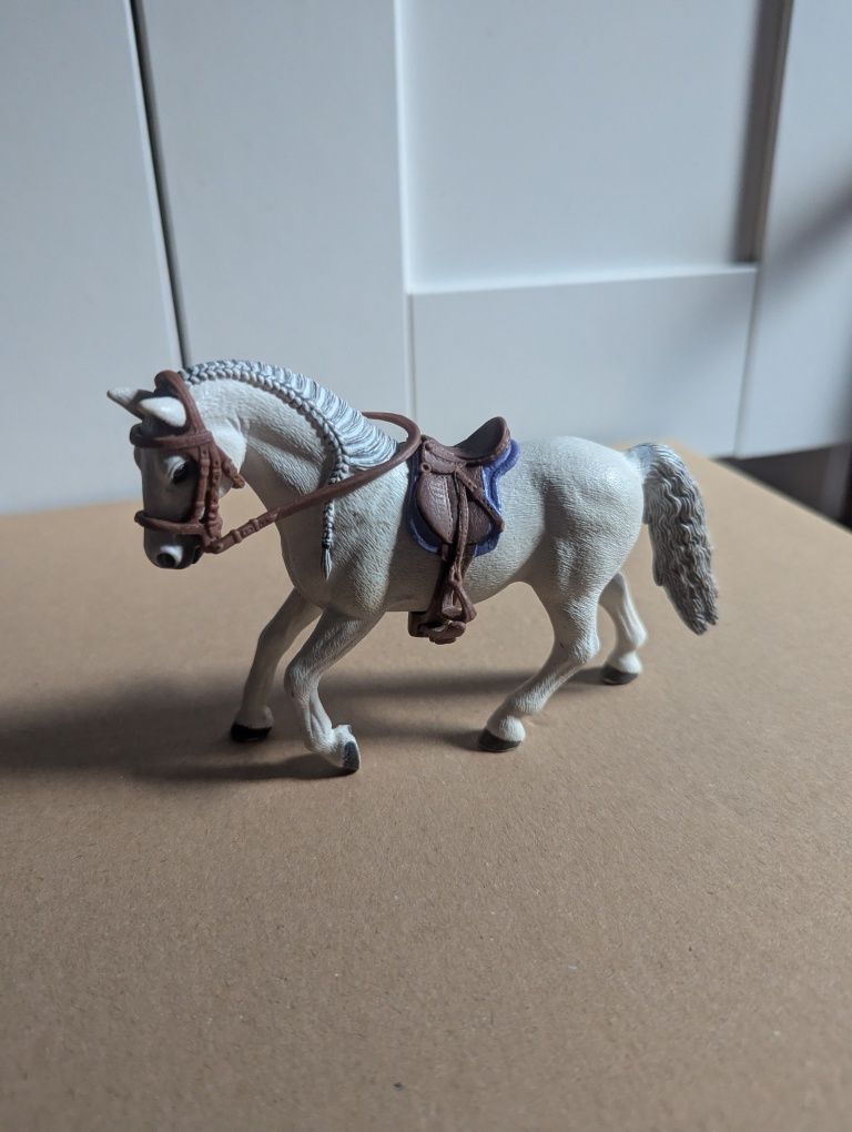 Siodło I ogłowie schleich