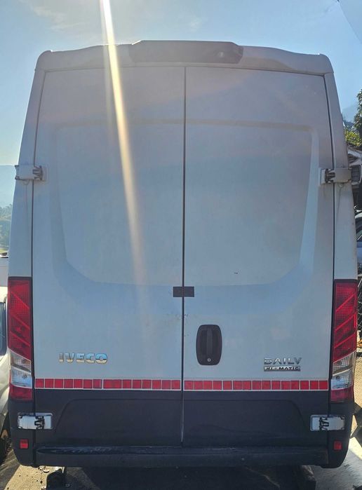 Portas traseiras Iveco Daily