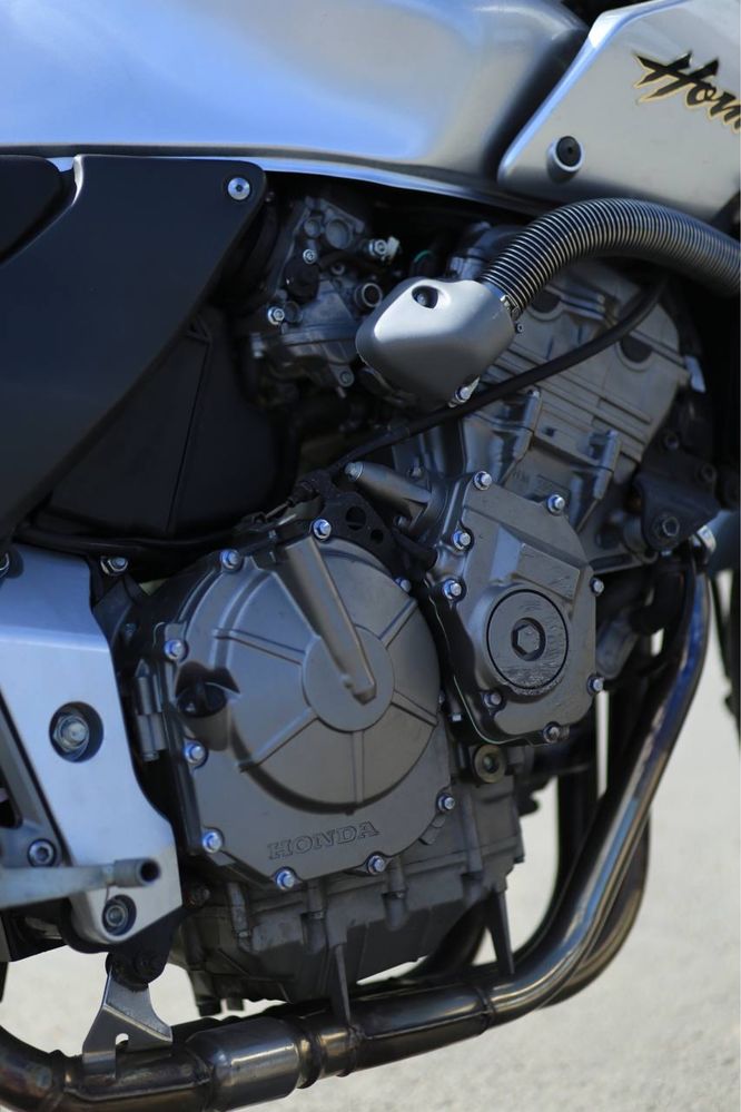 HORNET GSXR Yamaha R6 yzf zx6r cbr свіжо пригнаний Вінниця Турбів gsr