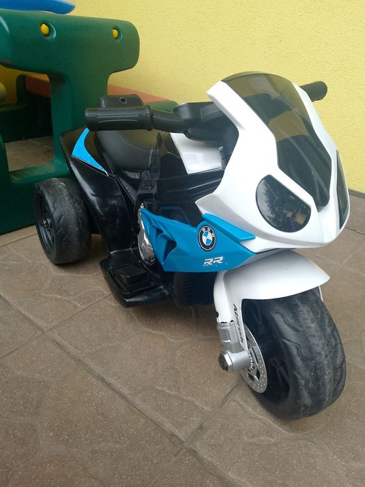Motor jeździk akumulatorowy BMW