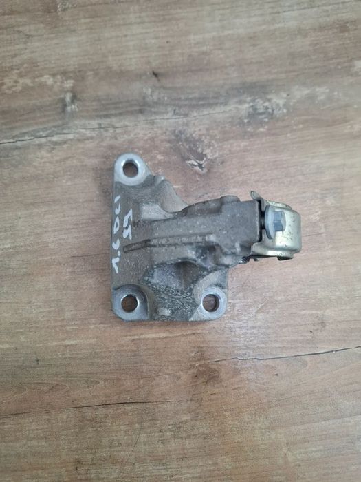 Renault 1.6 DCI podpora półosi 397740789R