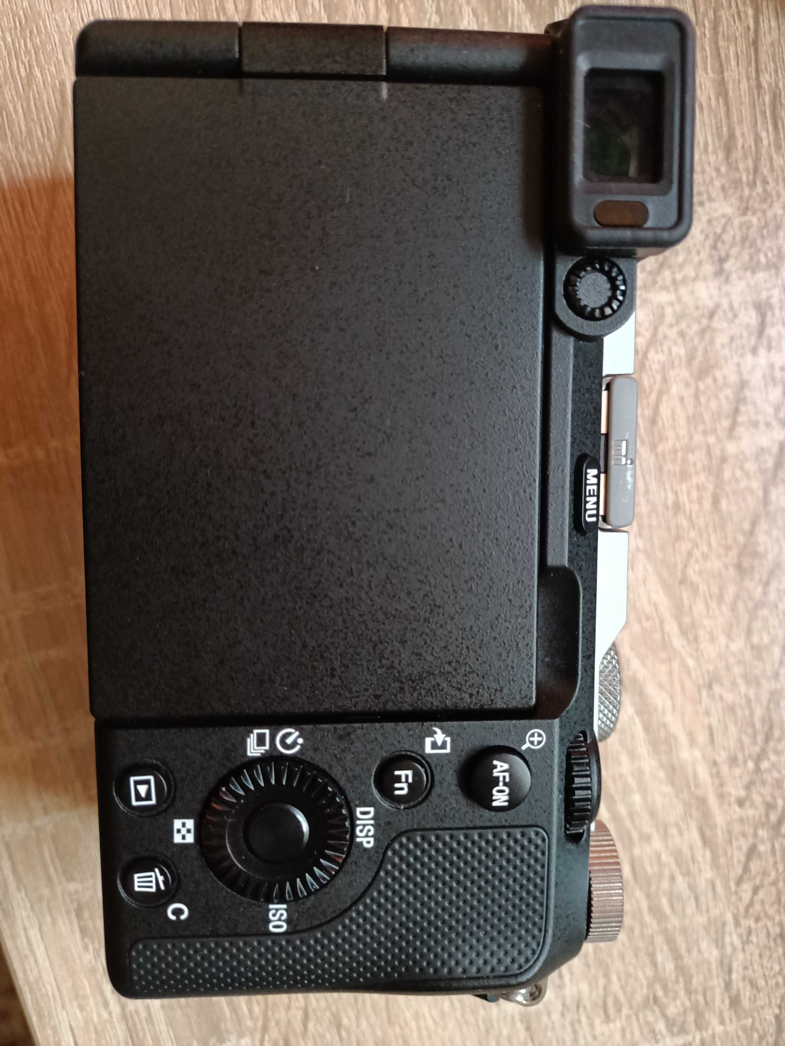 B' Sony a7 C oraz 50 1.8 FE - gwarancja