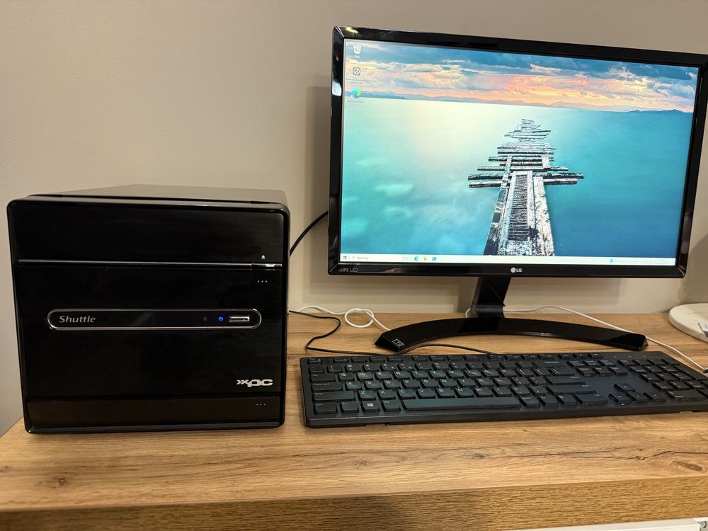 Mini komputer Shuttle dysk ssd 256 i7 Windows 10