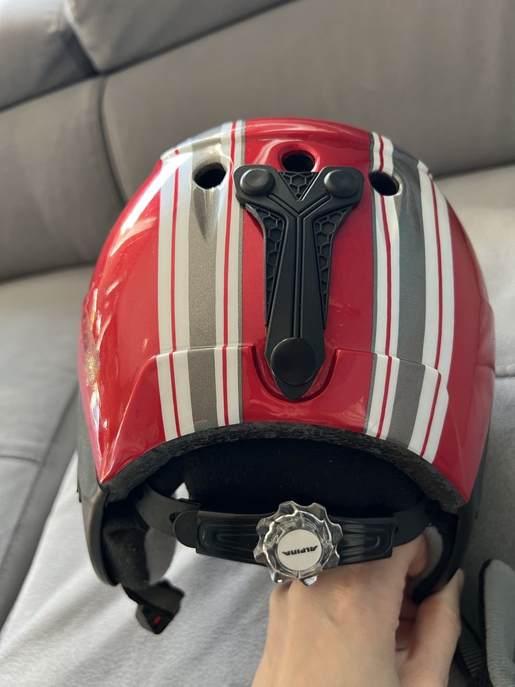 Kask narciarski dla dziecka