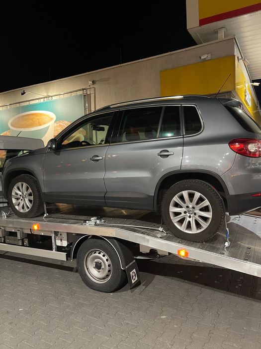 Tiguan 2.0 tsi 170tys km automat nowe opony zumowe, jezdzacy, hak