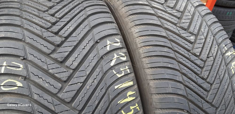Opony Wielosezonowe 225÷45÷18÷.HANKOOK.250 zł szt.Adres-ZALESIANY 33 A