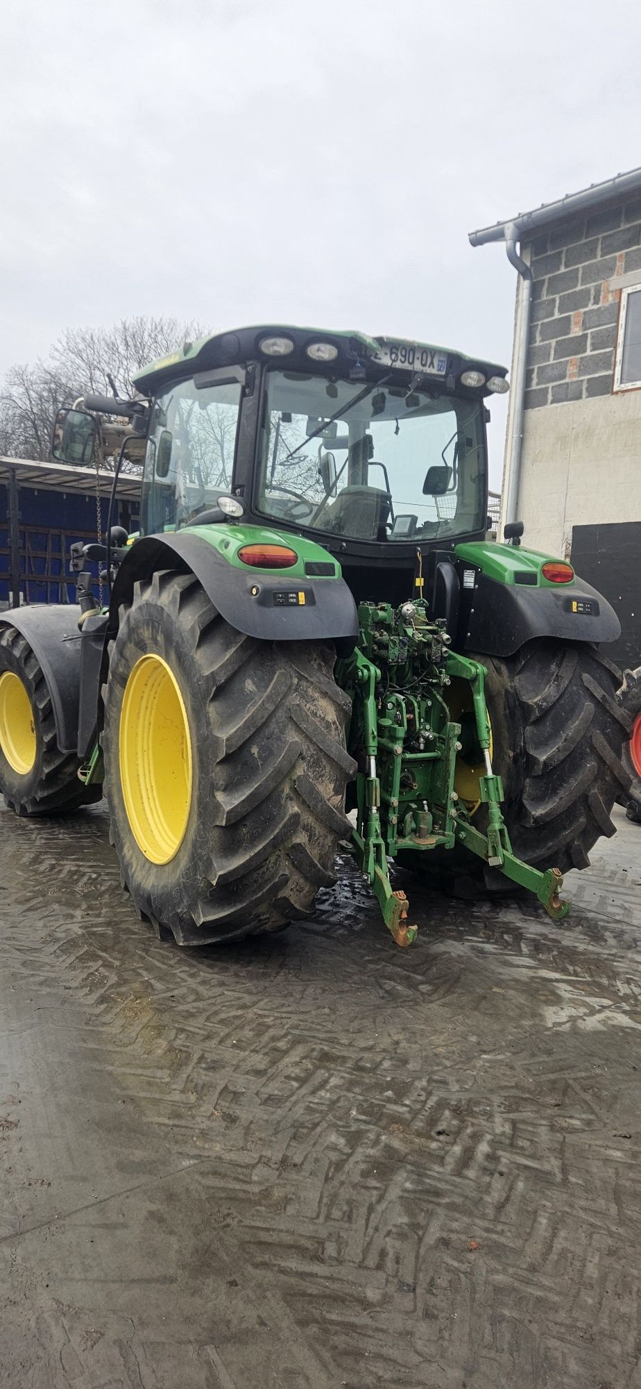 John Deere 6150R uszkodzony