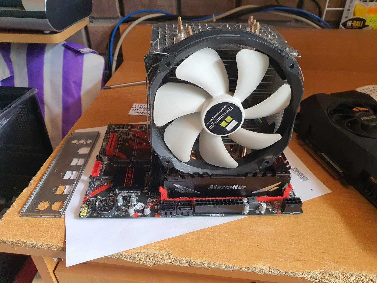 Система охлаждения  Thermalright Macho Hr-02 кулер 140 мм под Intel