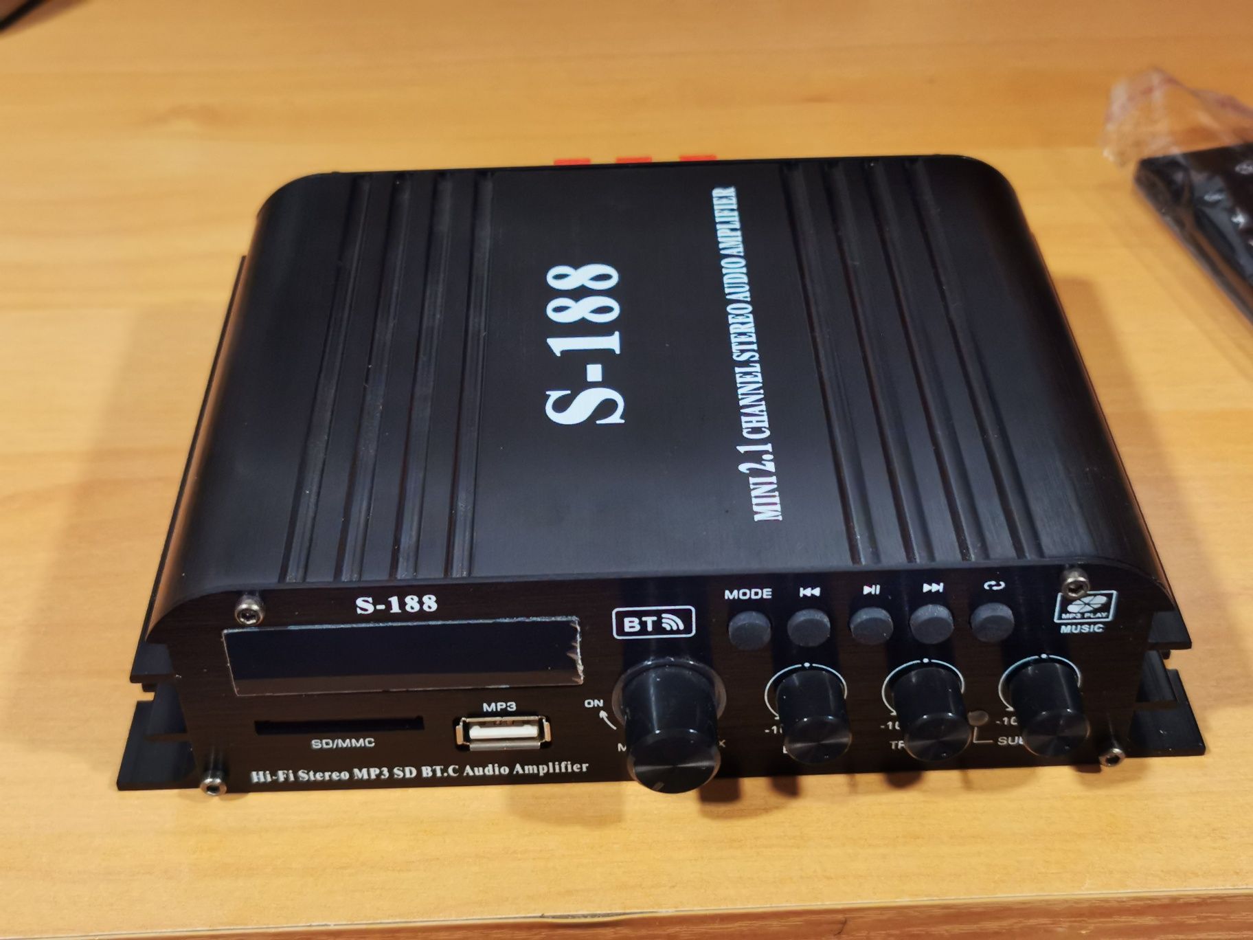 Amplificador Hi-fi 2.1 Modelo S-188 (Bluetooth 5.0, comando, etc)