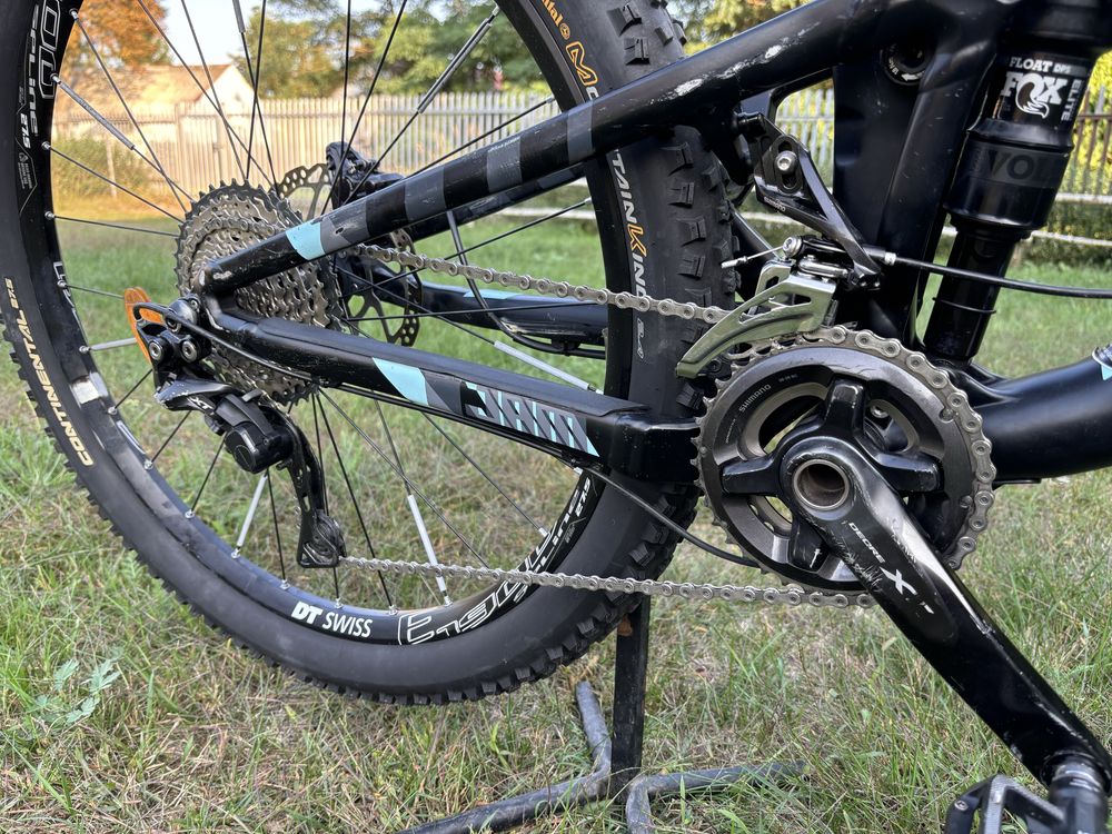 Rower focus jam carbon pro 27,5 trail 2x11 deore xt r.M dt swiss fox