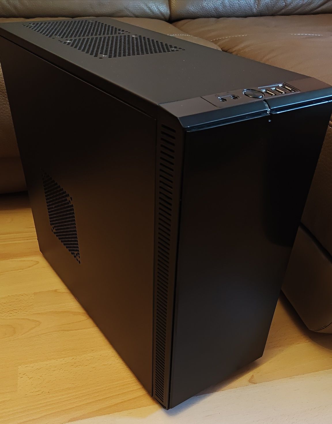 PC i7 GTX980 HyperX 16gb Sabertooth Chieftec 850w Fractal Design SSD