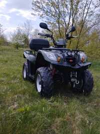 Quad  kymco 150.