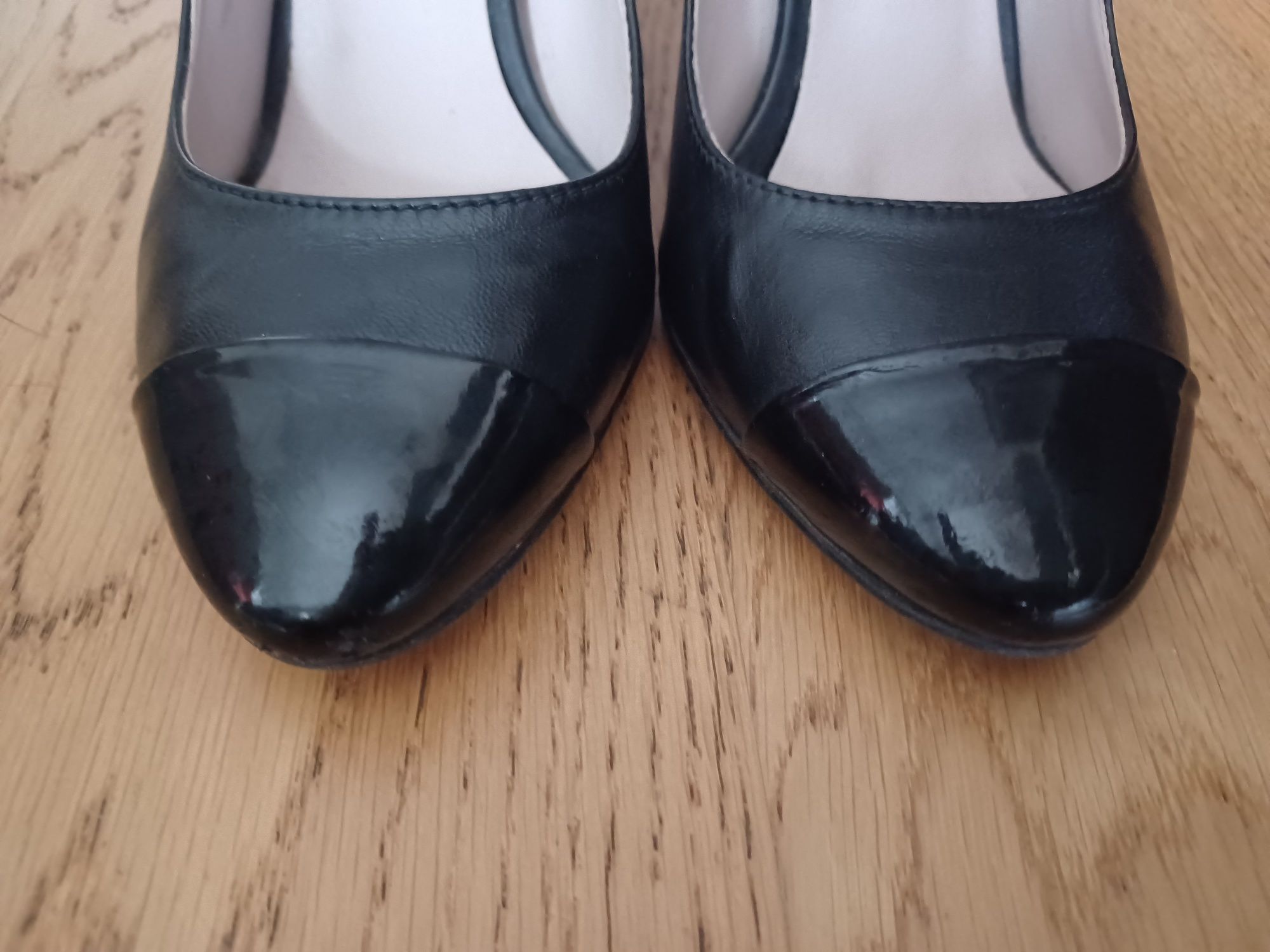 Czarne skórzane szpilki taupage 38 buty na obcasie damskie