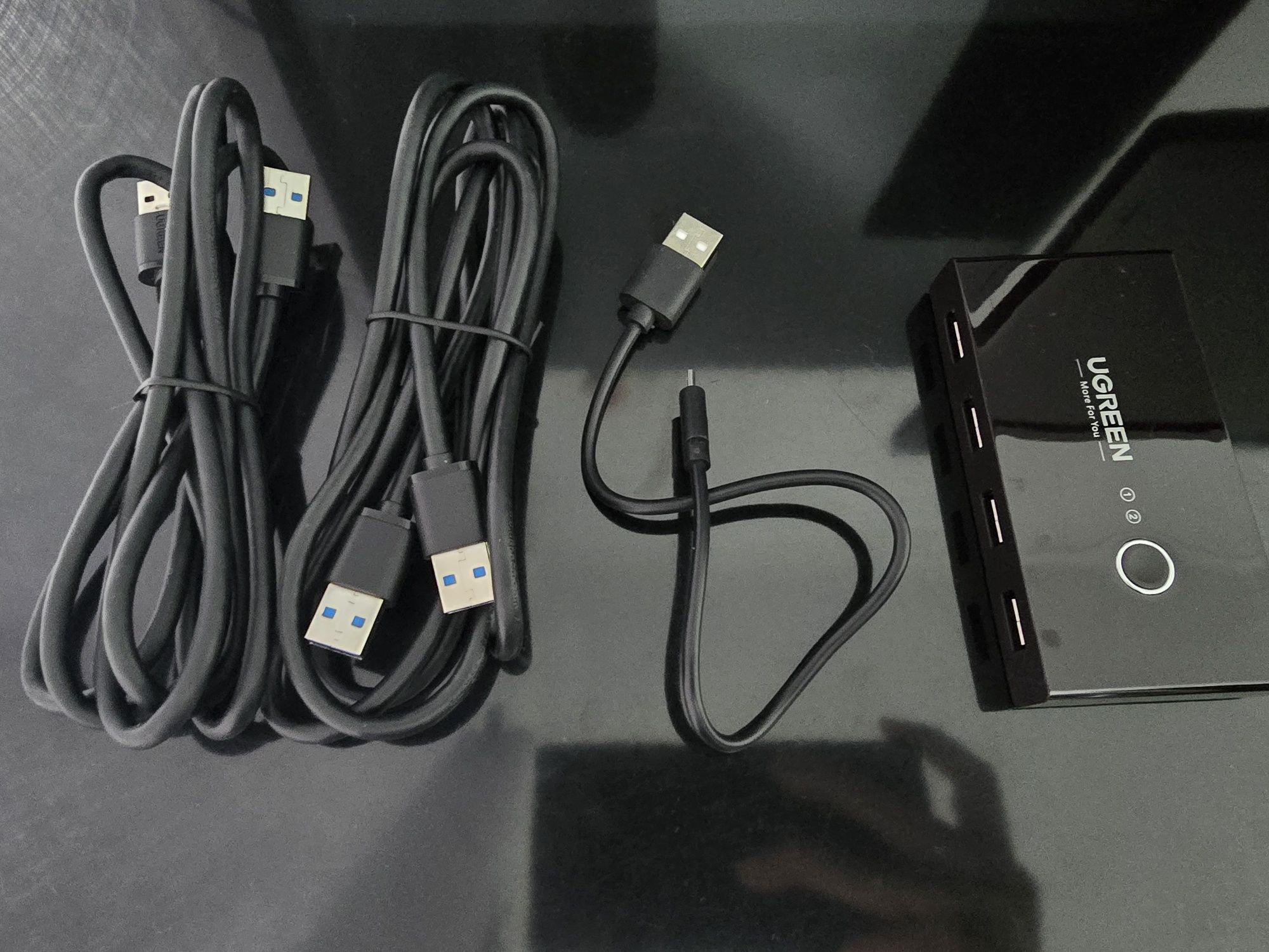 UGREEN USB 3.0 Switch – Partilha até 4 dispositivos entre 2 PCs!