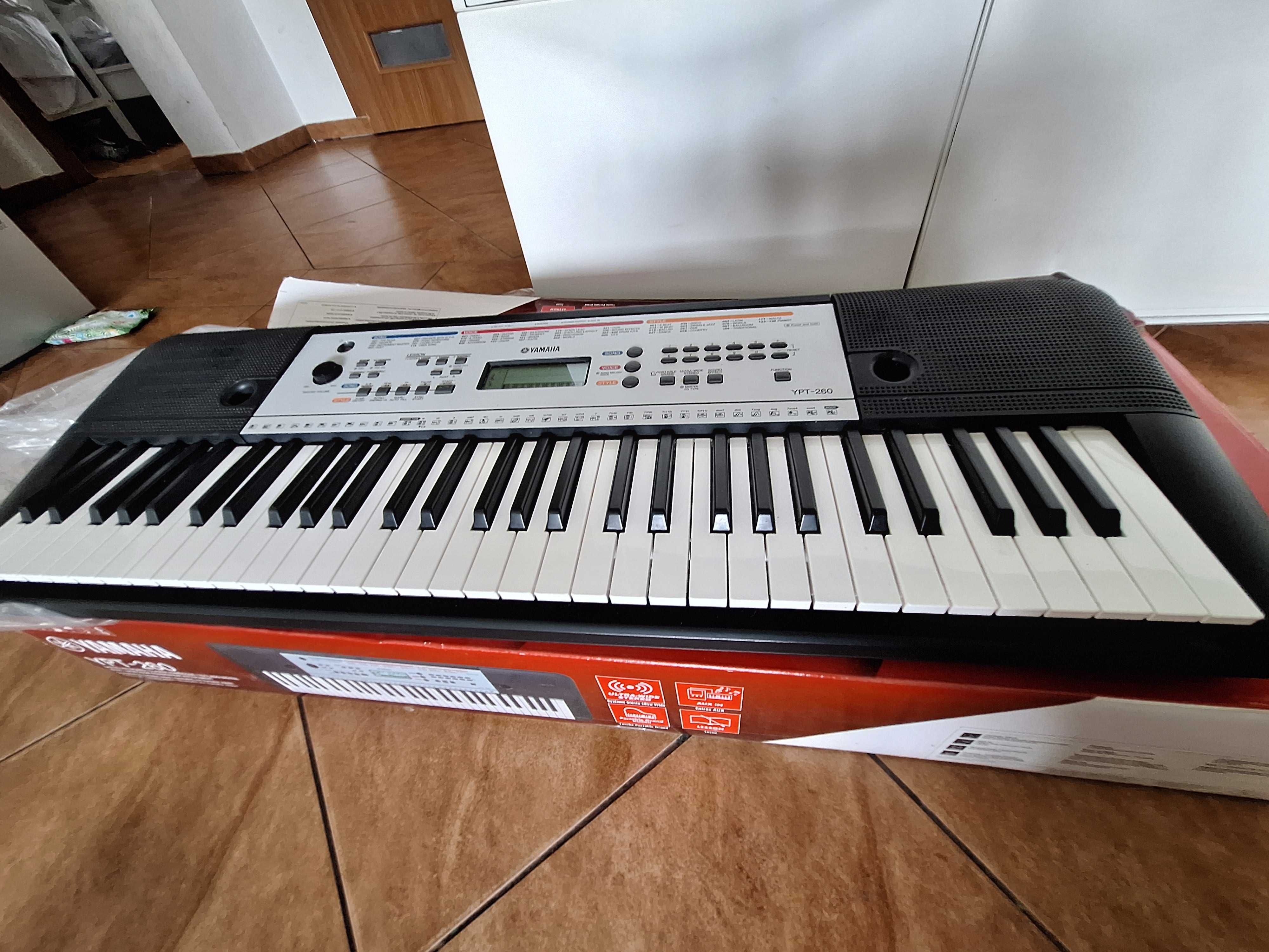 YAMAHA YPT-260 keyboard nowy