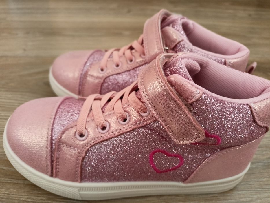 Nowe buty za kostkę idealne na jesień