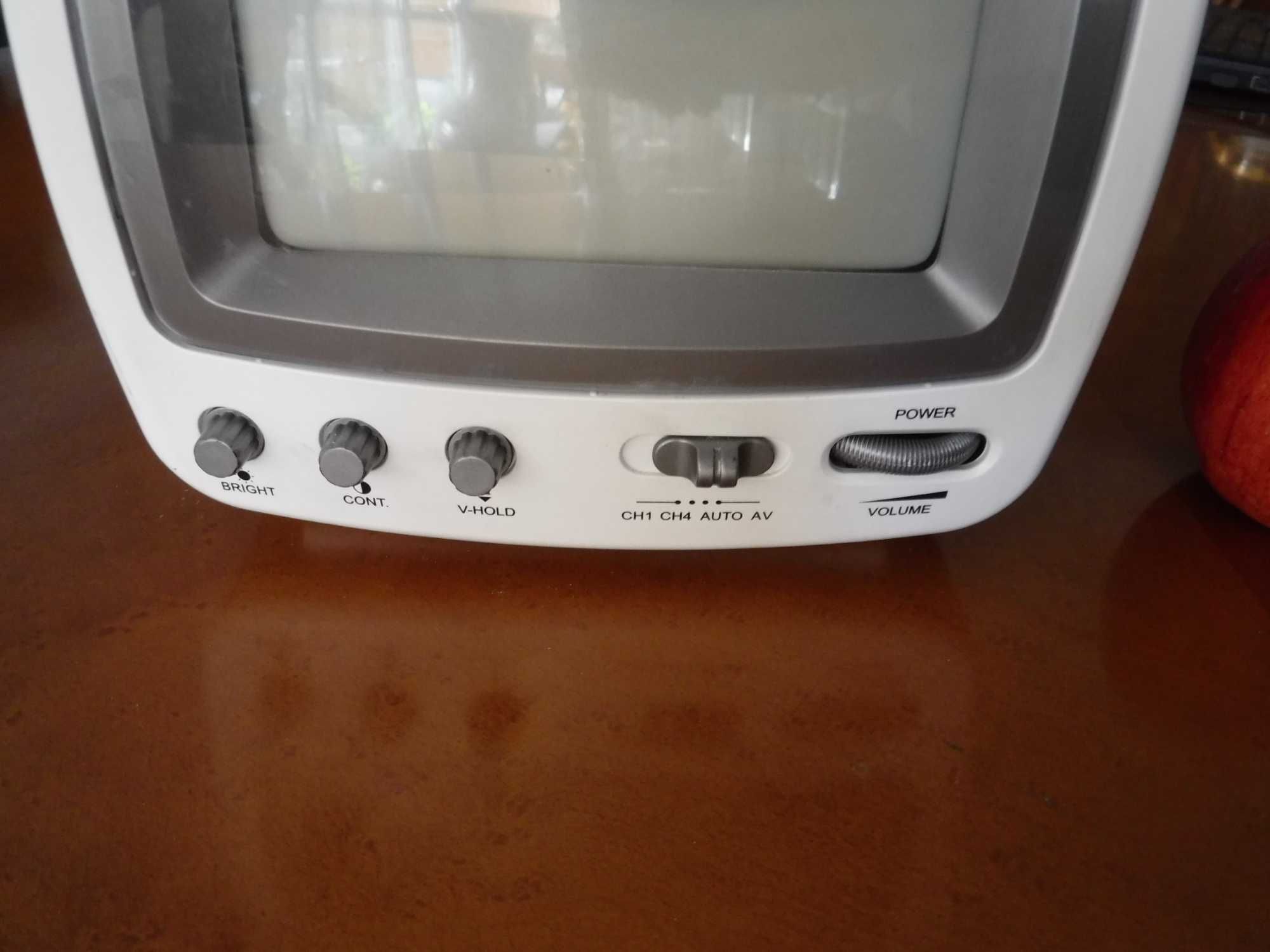 Televisão - Mini TV a pilhas decorativa